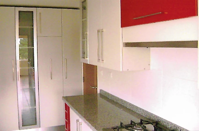 Muebles de cocina flotantes colores combinados